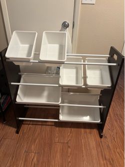 Kids storage shelf