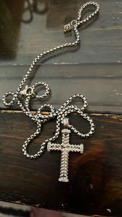 David yurman box chain (22”) and cross