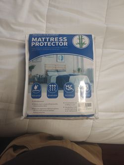 Mattress Protector King Size.Brand New