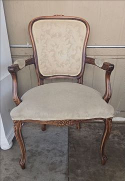 Free Chair