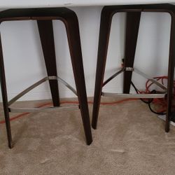 2 Bar Stools