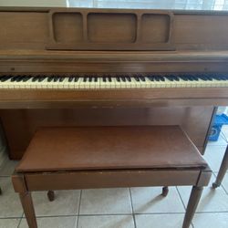 Grinnell Bros. Vintage Piano