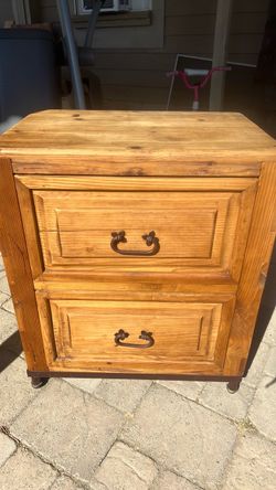 Wood file cabinet 2 drawers