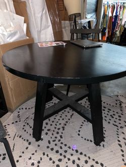 Solid Wood Round Table