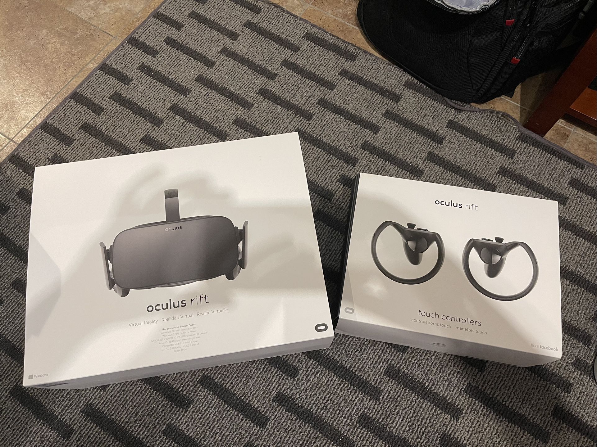 Oculus Rift CV1 w/ Touch Controllers