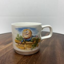 Vintage Alice In Wonderland Humpty Dumpty Ceramic Child’s Cup