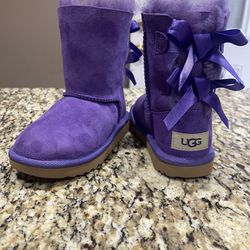 Authentic Ugg- kids Bailey Bow ll Boots