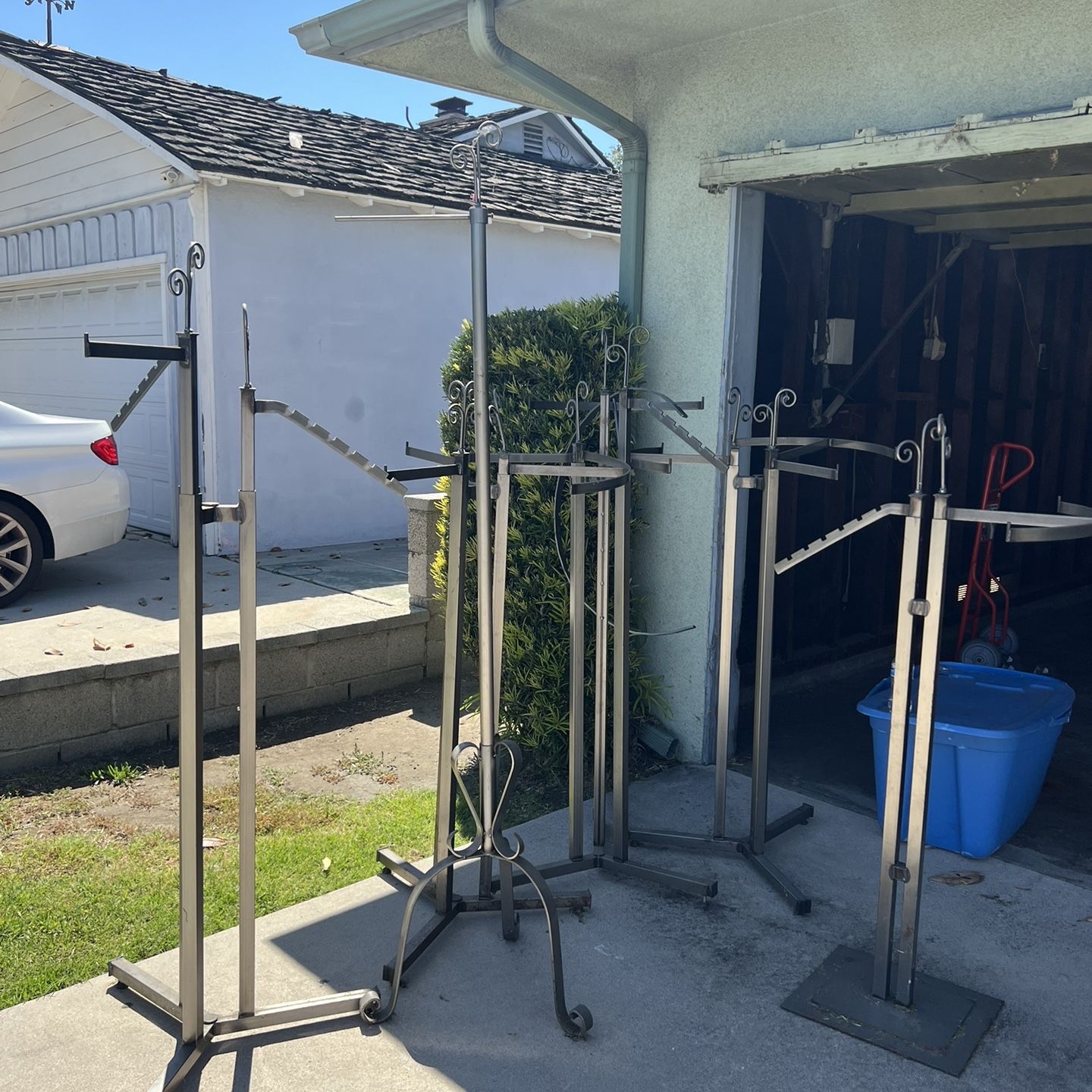 Used Dress Rack Vintage Clothing Racks for Sale in Downey, CA - OfferUp