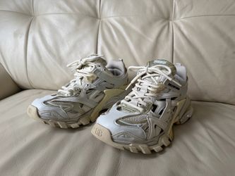 Balenciaga Track 2.0 Eggshell Beige Mesh Sneakers Size EU 41 US Men 8 Women 11