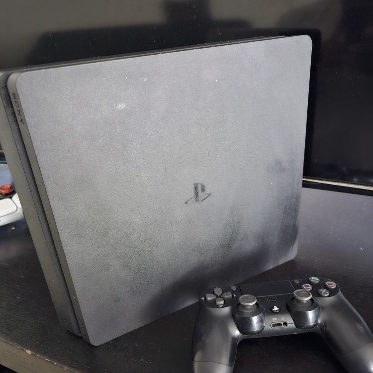 Used PS4 FOR SALE $85
