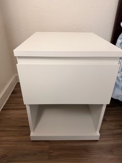 White Nightstand with Drawer and Shelf