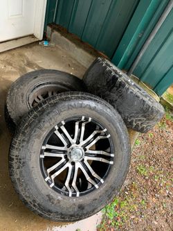 Eagle Alloy Truck wheels *Bad tires/ only have 3