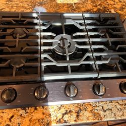 Gas Or Propane Cooktop Range, 30” Wide 5 Burner