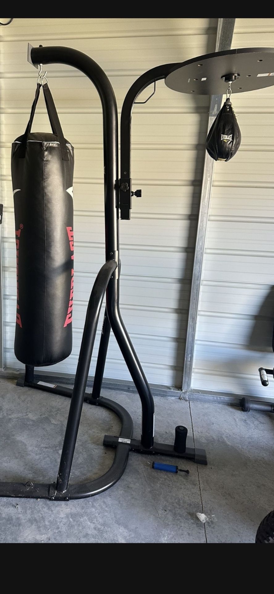 Punching Bag W/stand