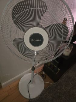 Standing fan