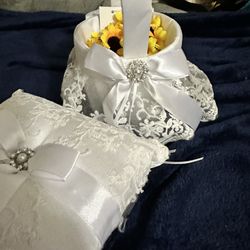 Flower Girl Basket & Ring Bearer Pillow