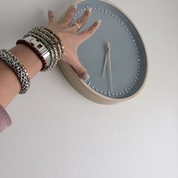 Modern Minimalist Wall Clock – Wood Frame