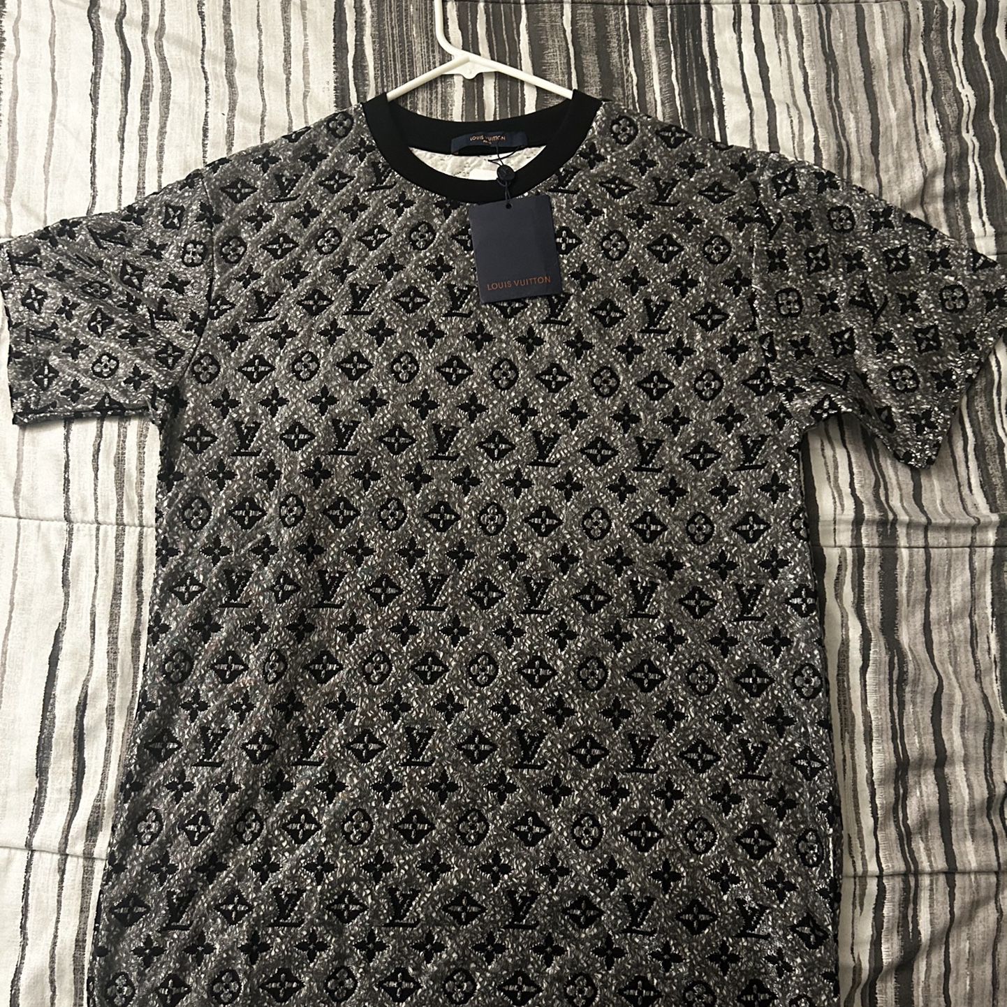 T Shirt LV Size S for Sale in Hollywood, FL - OfferUp