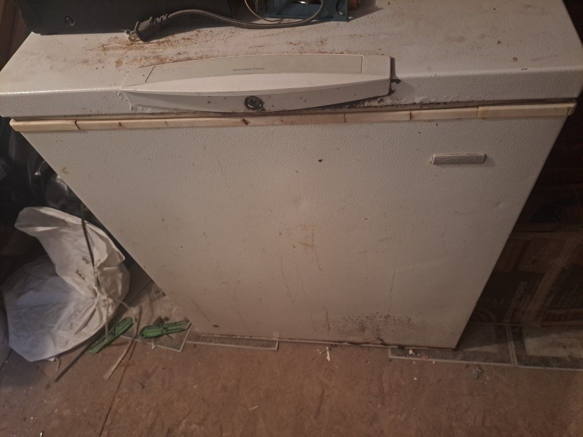Kenmore Chest Freezer