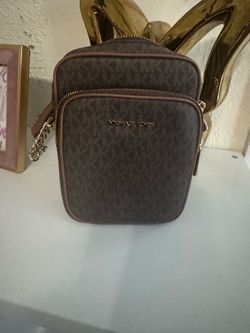 Michael Kors crossbody