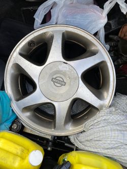 Stock Nisan rim