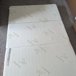 4 Inch Trifold Full Mattress Memory Foam