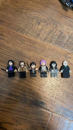 LEGO Harry Potter Christmas advent Calendar set mini figures