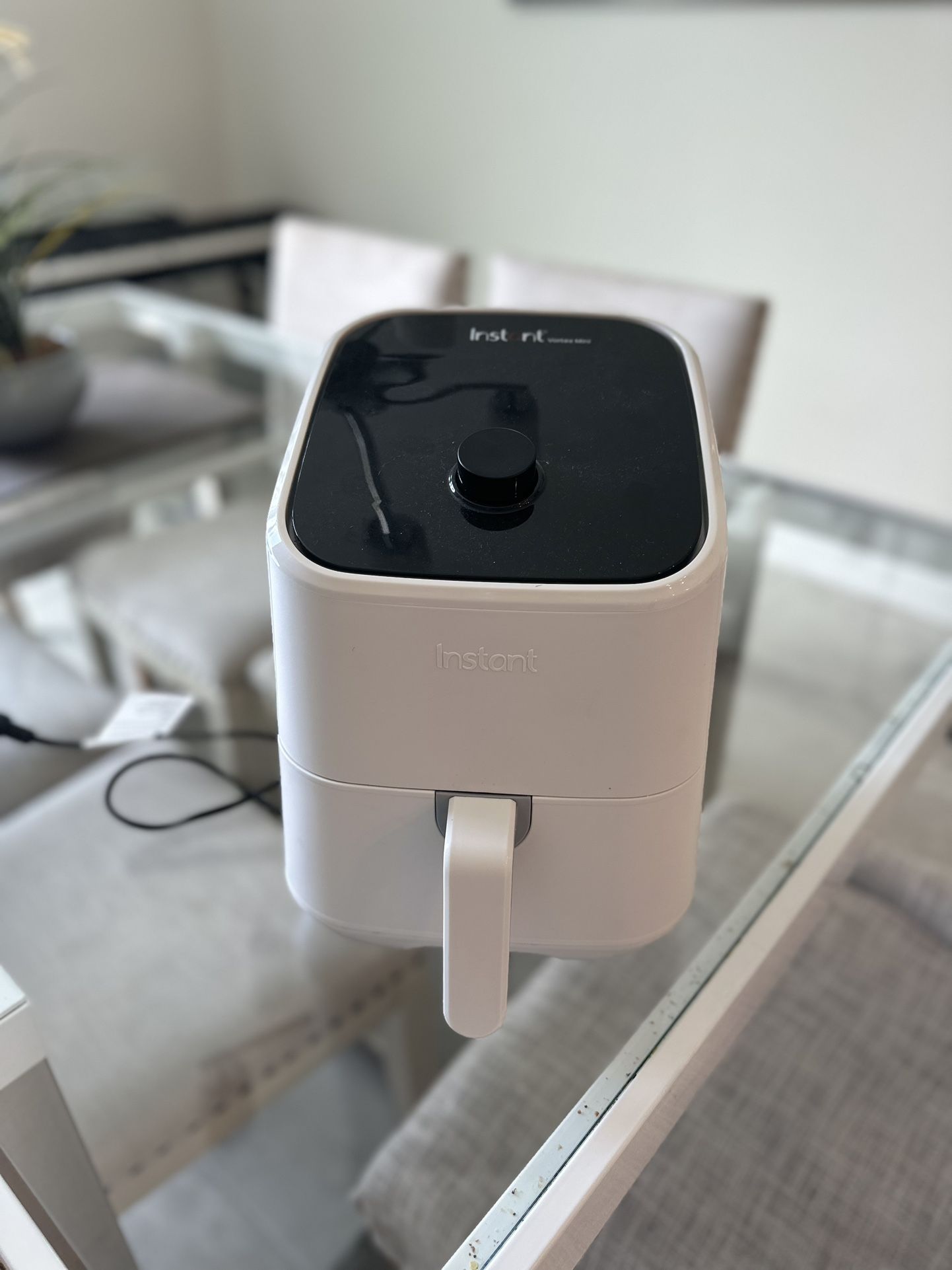 Instant Vortex 2QT Mini Air Fryer