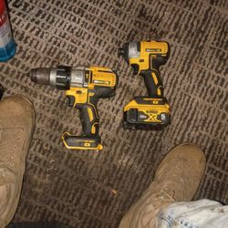DeWalt Combo Set Drill And Impact Gun