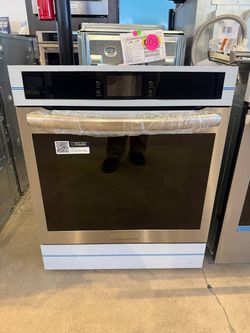 Frigidaire Gallery® 24" Stainless Steel Single Electric Wall Oven