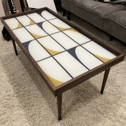 Wood/Glass Coffee Table