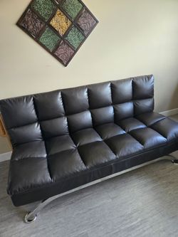 Futon. Sofa
