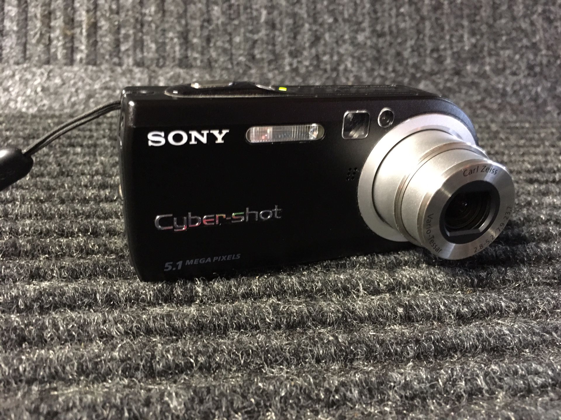 Sony Cyber-shot digital camera/movie camera