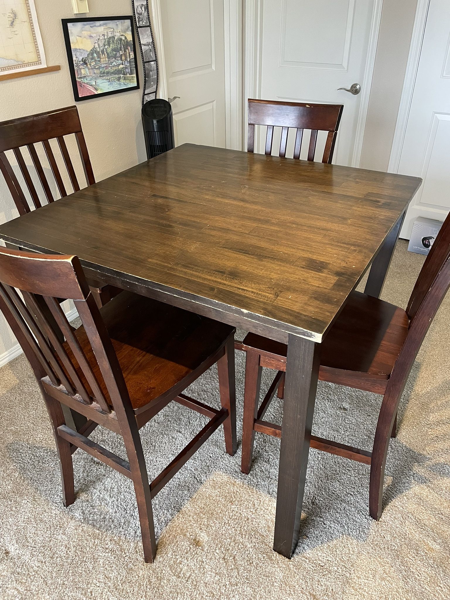 Dining Room Table With 4 Chairs