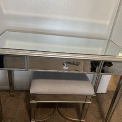 Glam Silver Mirror Vanity with Stool