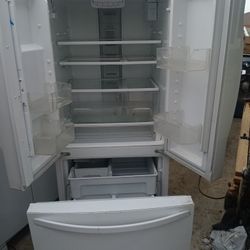 refrigerator Kenmore 