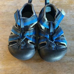 Size 7 Keen Sandals