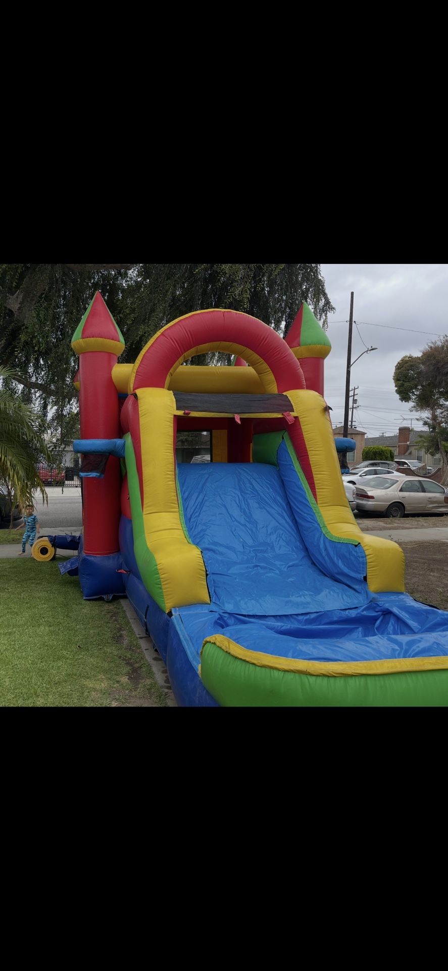 Waterslide (I Will Pick Up And Drop Off) 165$