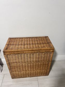 Wicker Hamper