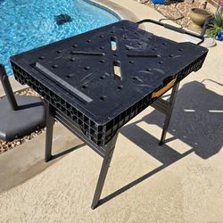 31h 40w 24d DeWalt Portable Folding Table 1,000 Lbs Capacity Work Station Plastic Sawhorse Workbench