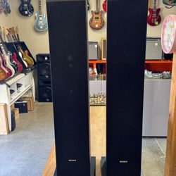 Sony SS-CS3 3-way, 4-driver floor-standing speakers. 
