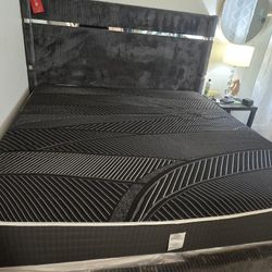 MODERN$$$ LUXURY CAL KING BED WITH TALL 5ft HEADBOARD!!MOVING SELLING CHEAP! 6 Months Old Paid 2k