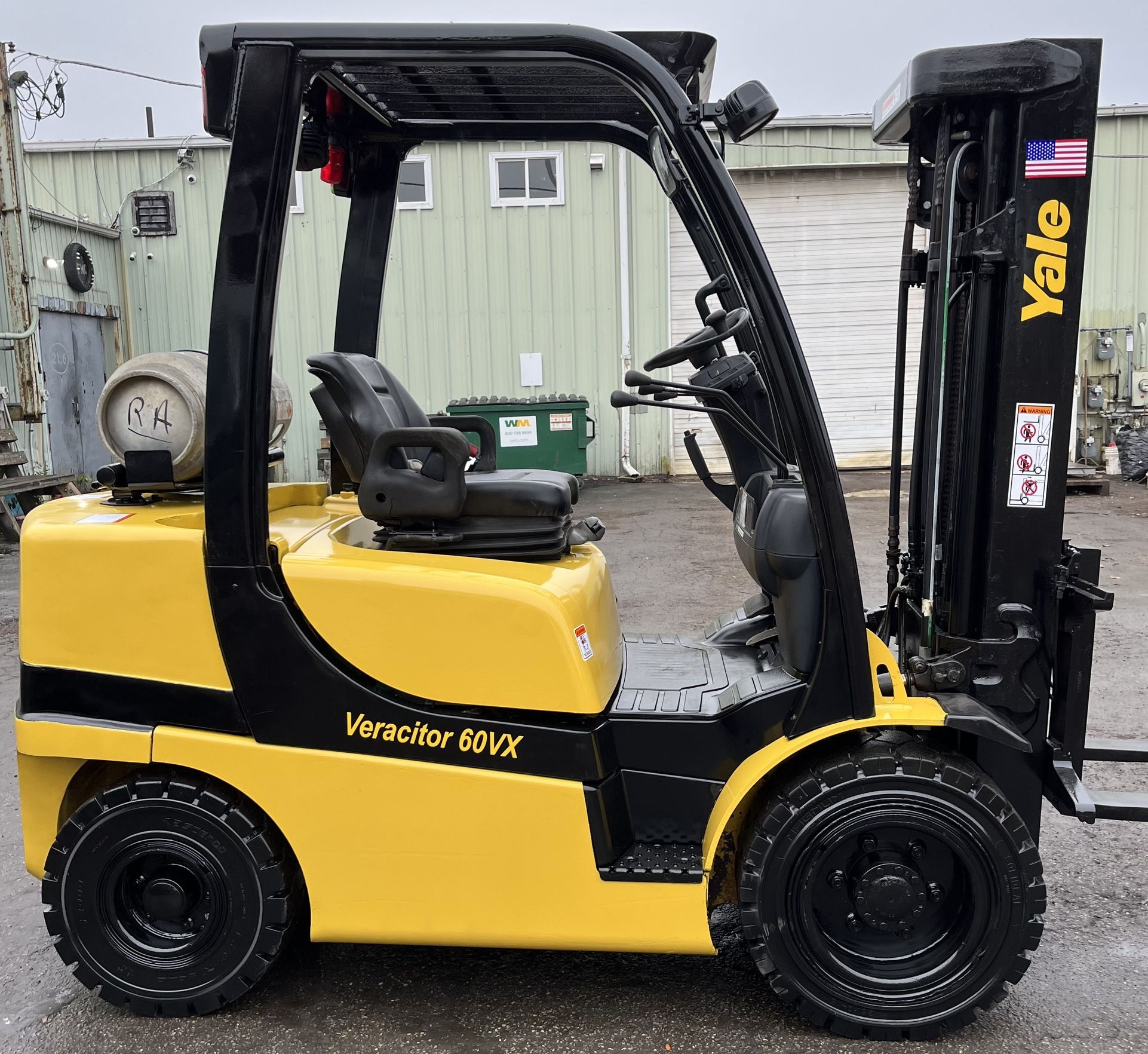 Yale GLP060VX (2016) Lp Pneumatic Tire Forklift!!