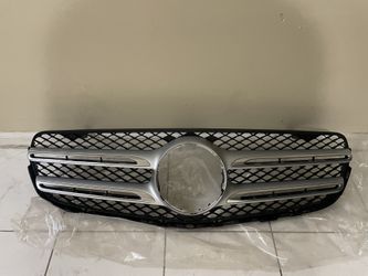 Mercedes-Benz GLA grill