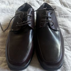 Van Heusen Memory Foam brown shoes