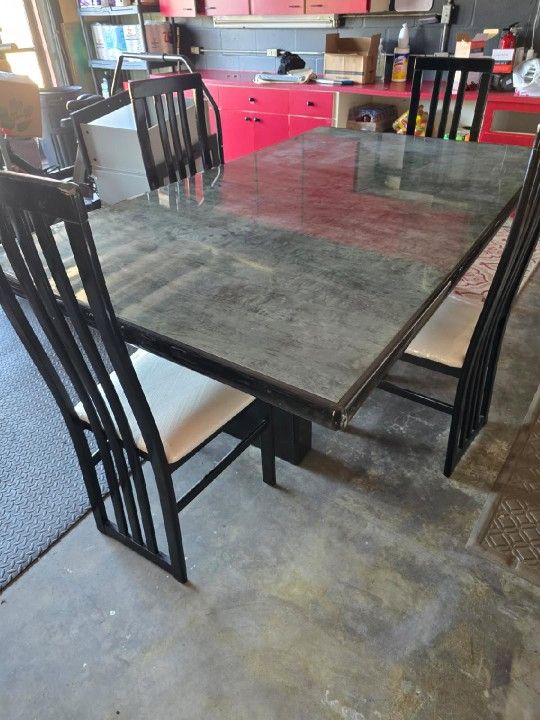 Kitchen Table