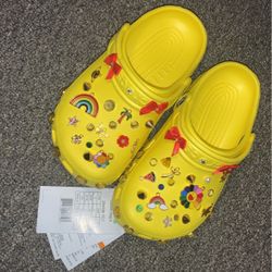 Custom crocs