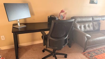 Black Hon Mesh Office Chair with Wheels