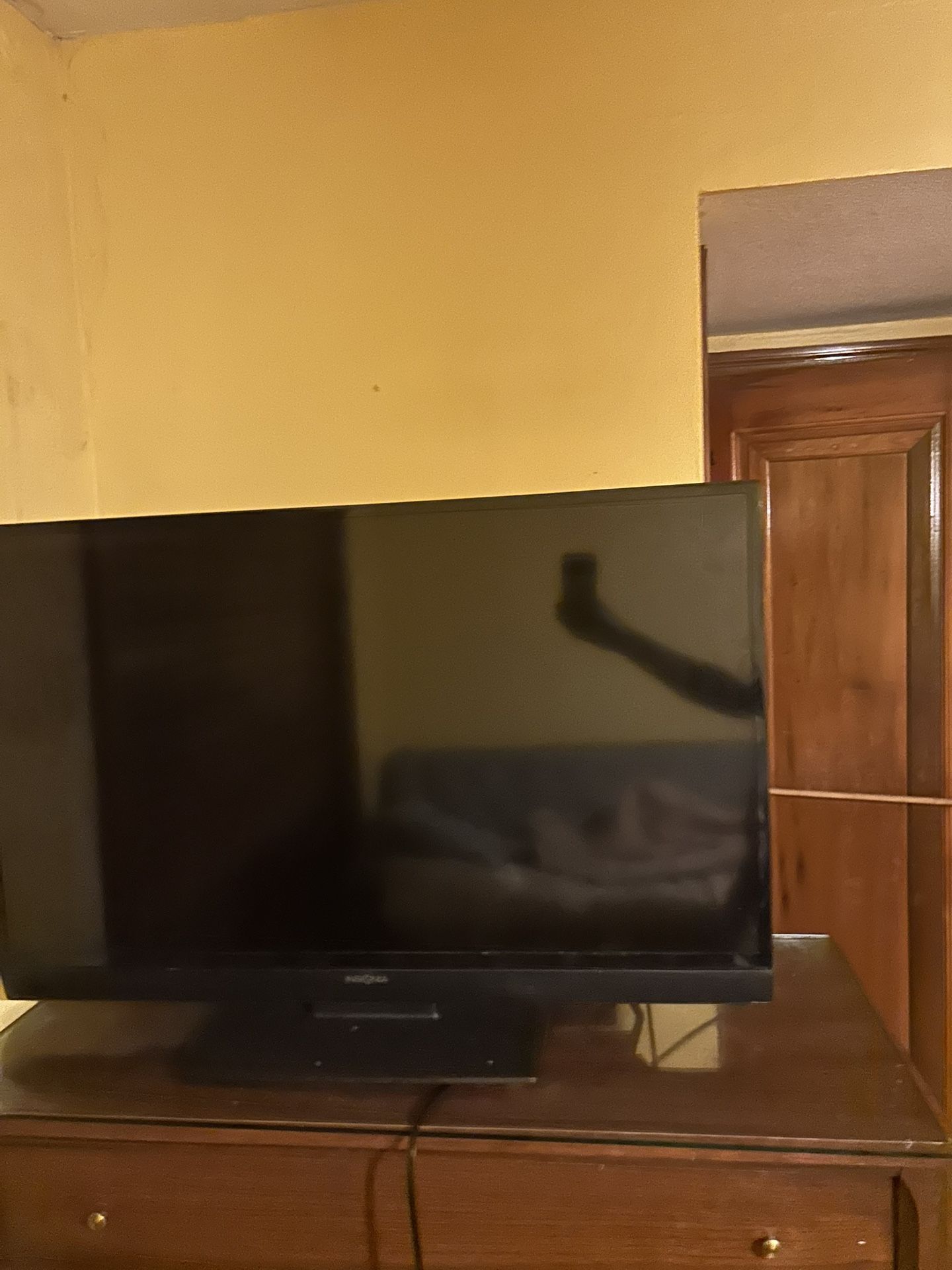 37-40in TV