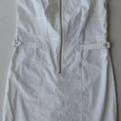 White Sleeveless Dress / or obo